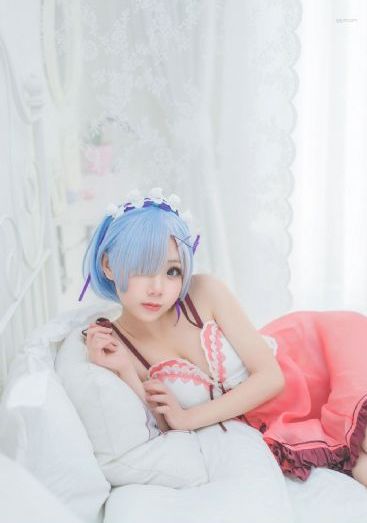 善良的女秘书的目的在线看_4K在线播放观看