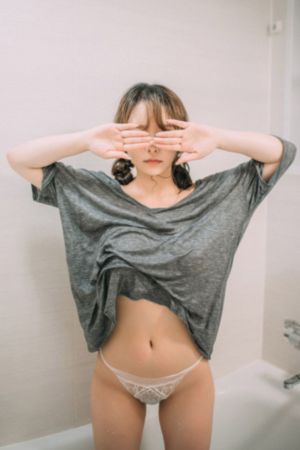 厨房大战刚结婚的少妇在线观看_BD英语在线播放