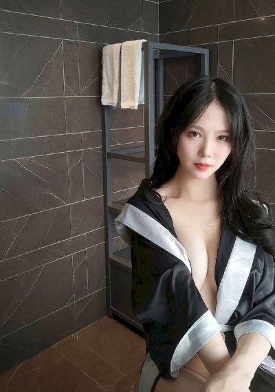 年轻丰满的继牳3_神马影院手机在线观看
