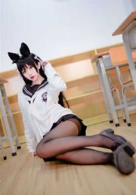 女秘书的条件在线播放_4K电影在线观看